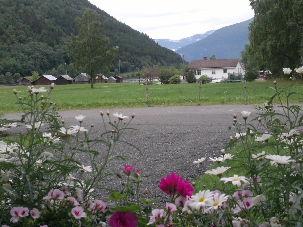 Petrines Gjestgiveri Norddal Exterior foto